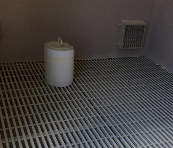 Open flooring with heating and cooling equipment